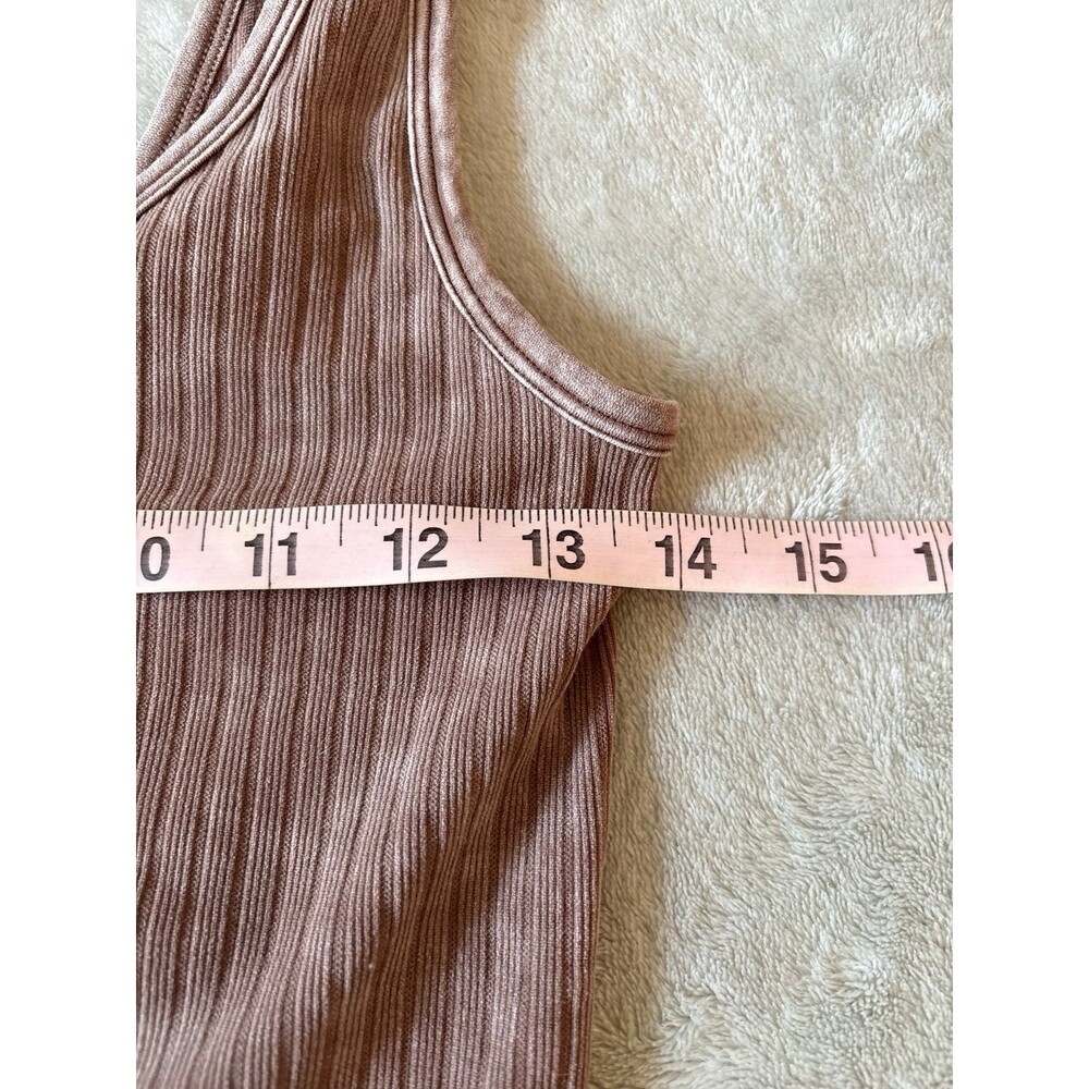Womens crop top tank bralette gym layering notched neck brown mocha coffee girly - Picture 3 of 4